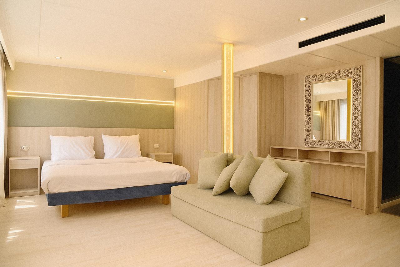 Royal suite bedroom